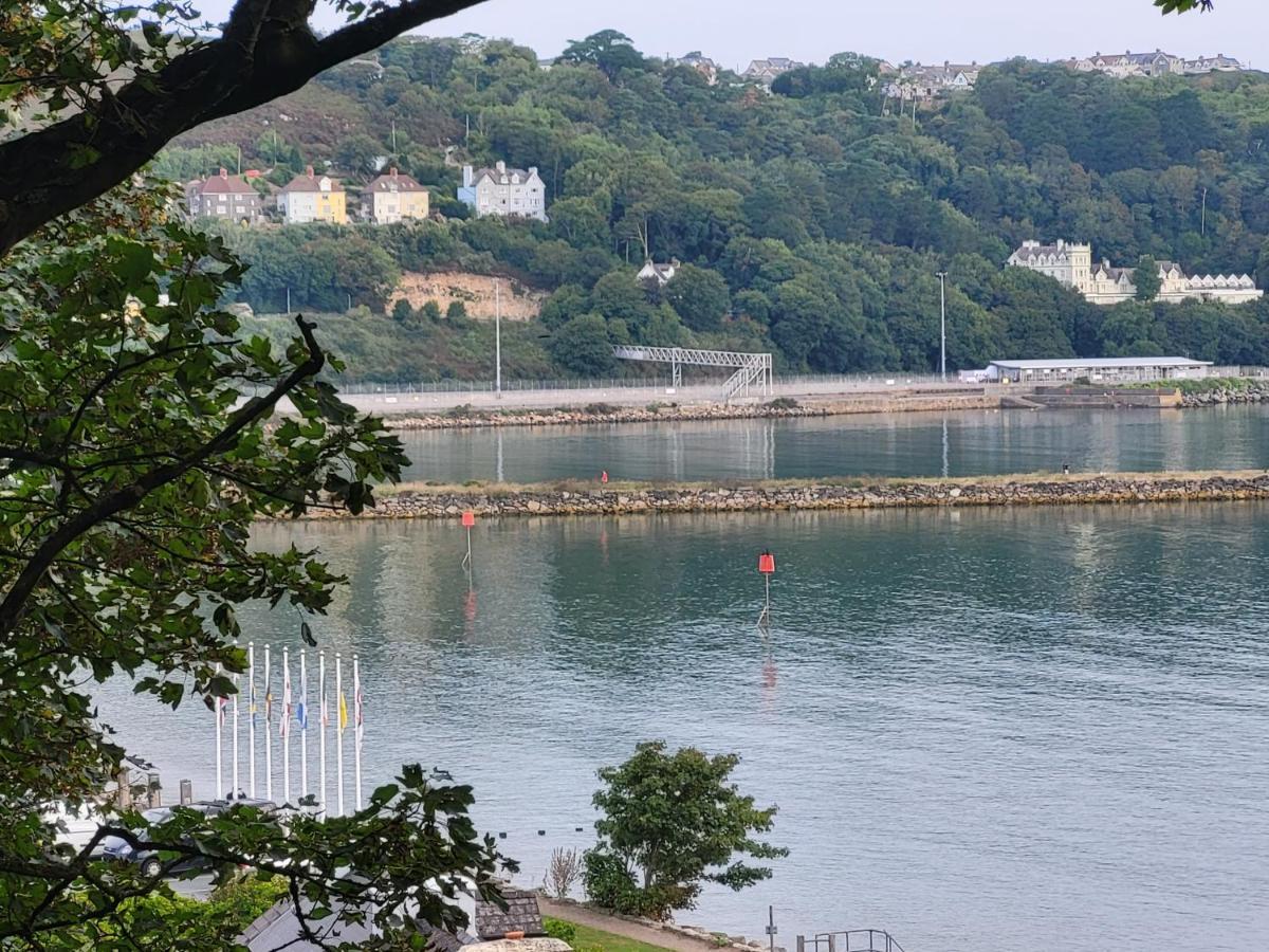 Seasidesteps Fishguard Εξωτερικό φωτογραφία